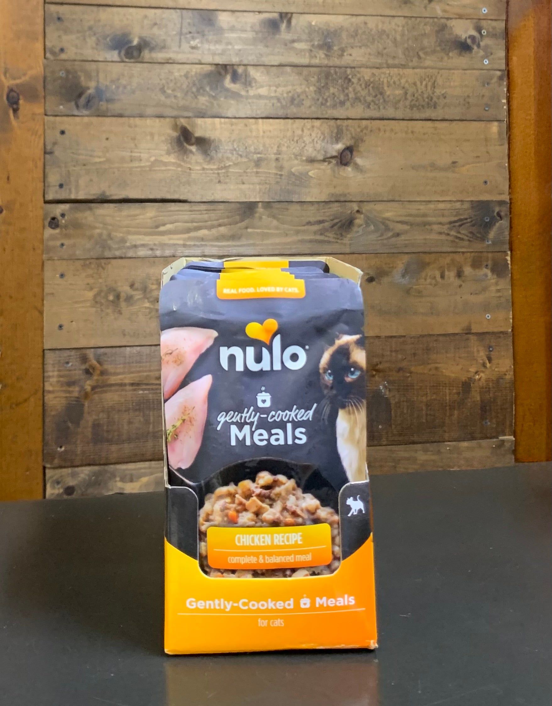 Affordable High Quality Dog & Cat Food | Waukon, Iowa | Paws Up